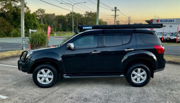 black isuzu mux 4.jpg